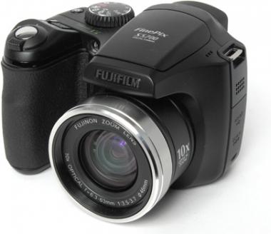Цифровой фотоаппарат Fujifilm FinePix S5700