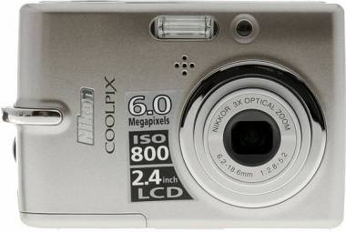Цифровой фотоаппарат Nikon Coolpix L11